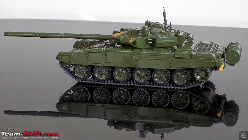 Scale Models - Aircraft, Battle Tanks & Ships-t90_ds_2.jpg