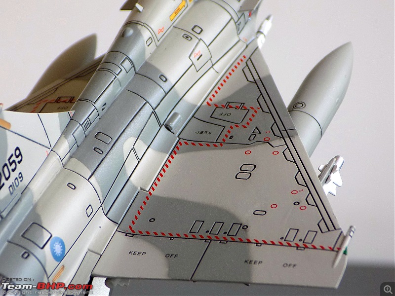Scale Models - Aircraft, Battle Tanks & Ships-m2k_dt_1.jpg