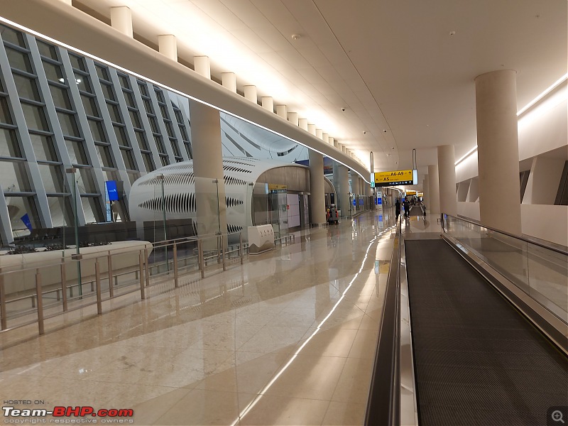 The All-New Terminal A at Abu Dhabi International Airport | It's different-auh_ta_walkalatorgates.jpg