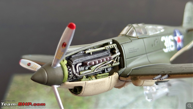 Scale Models - Aircraft, Battle Tanks & Ships-p40eng_2.jpg