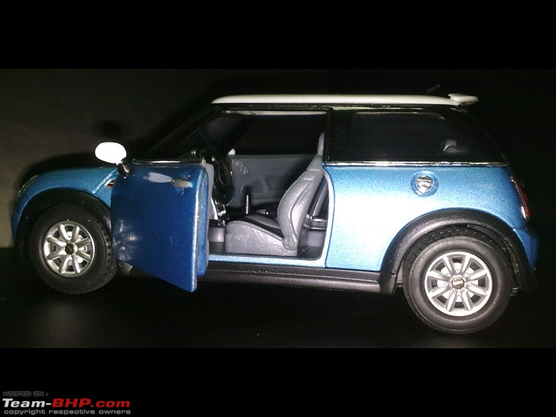 The Scale Model Thread-minicoopers-08.jpg