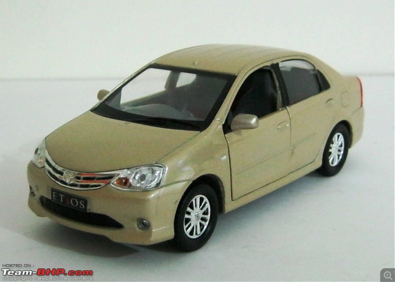 etios liva toy car