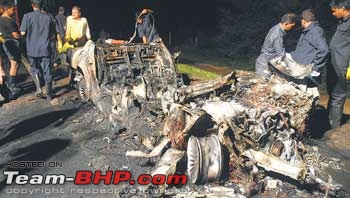 BMW Burned To Ashes In Minutes!!!!-021.jpg