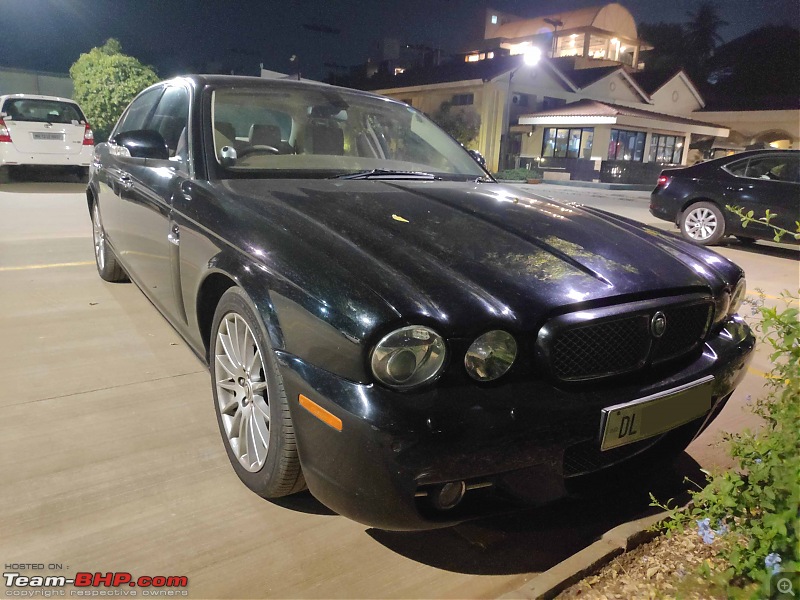 Pics: 2004 Jaguar XJ Saloon in Mumbai-11.jpg