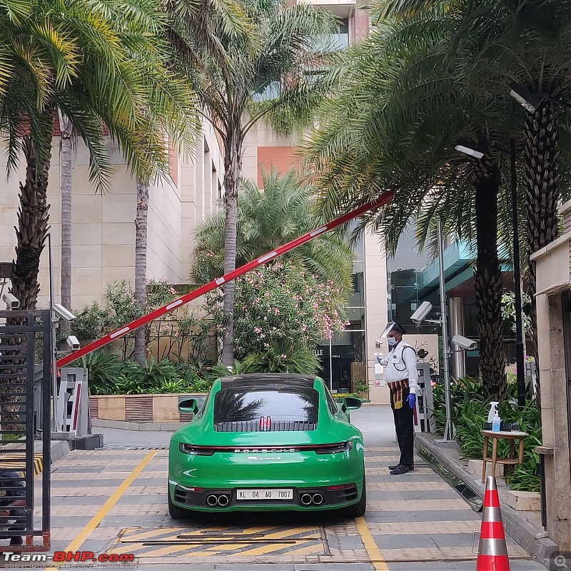 Interesting and truly unique colours on exotic & luxury cars in India-python-green-911-3.jpeg