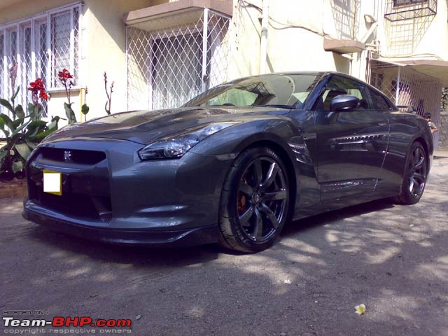 Pics: The Nissan GT-R in Mumbai - And now a few more!!-01.jpg