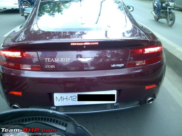 Supercars & Imports : Pune-aston-martin-vantage.jpg