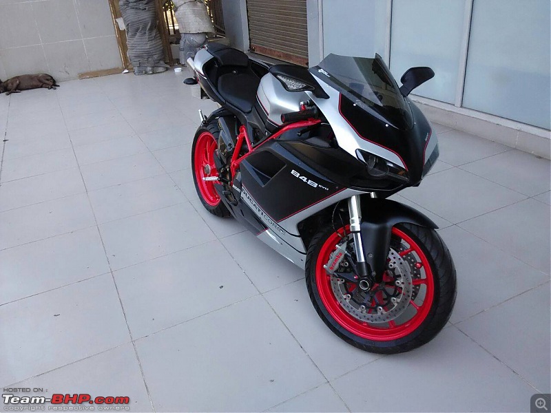 Superbikes spotted in India-10919393_10153020749475390_4173737521479817735_o.jpg