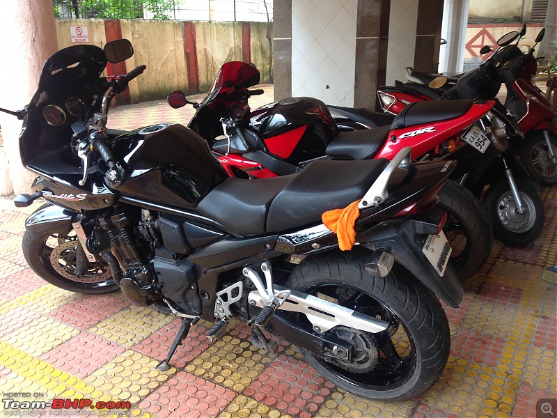 My Garage: Suzuki Hayabusa & Bandit GSF1250, Kawasaki Ninja Z1000SX & Triumph Thunderbird Storm 1700-img_4242.jpg