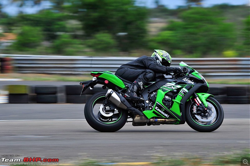 2016 Kawasaki ZX-10R : Shredder joins the family-20160606photo00004578.jpg