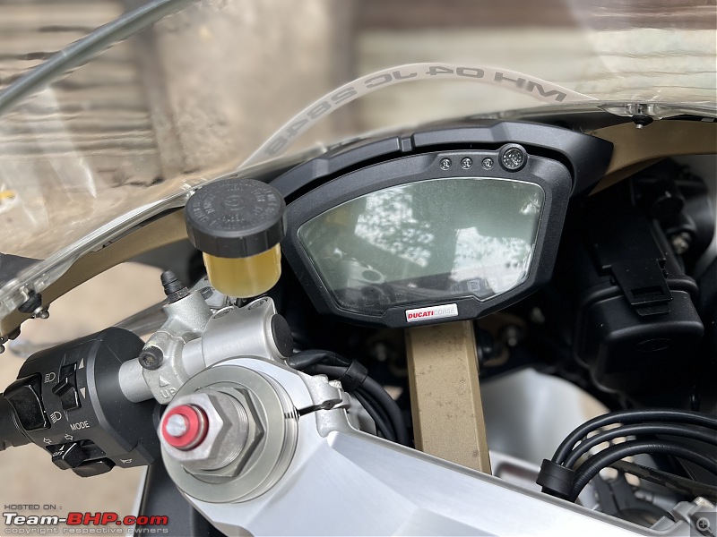 Ducati 848 EVO Corse Review | Story of Bianca-2dbde053a4a44362828fe9736664f5c9.jpeg
