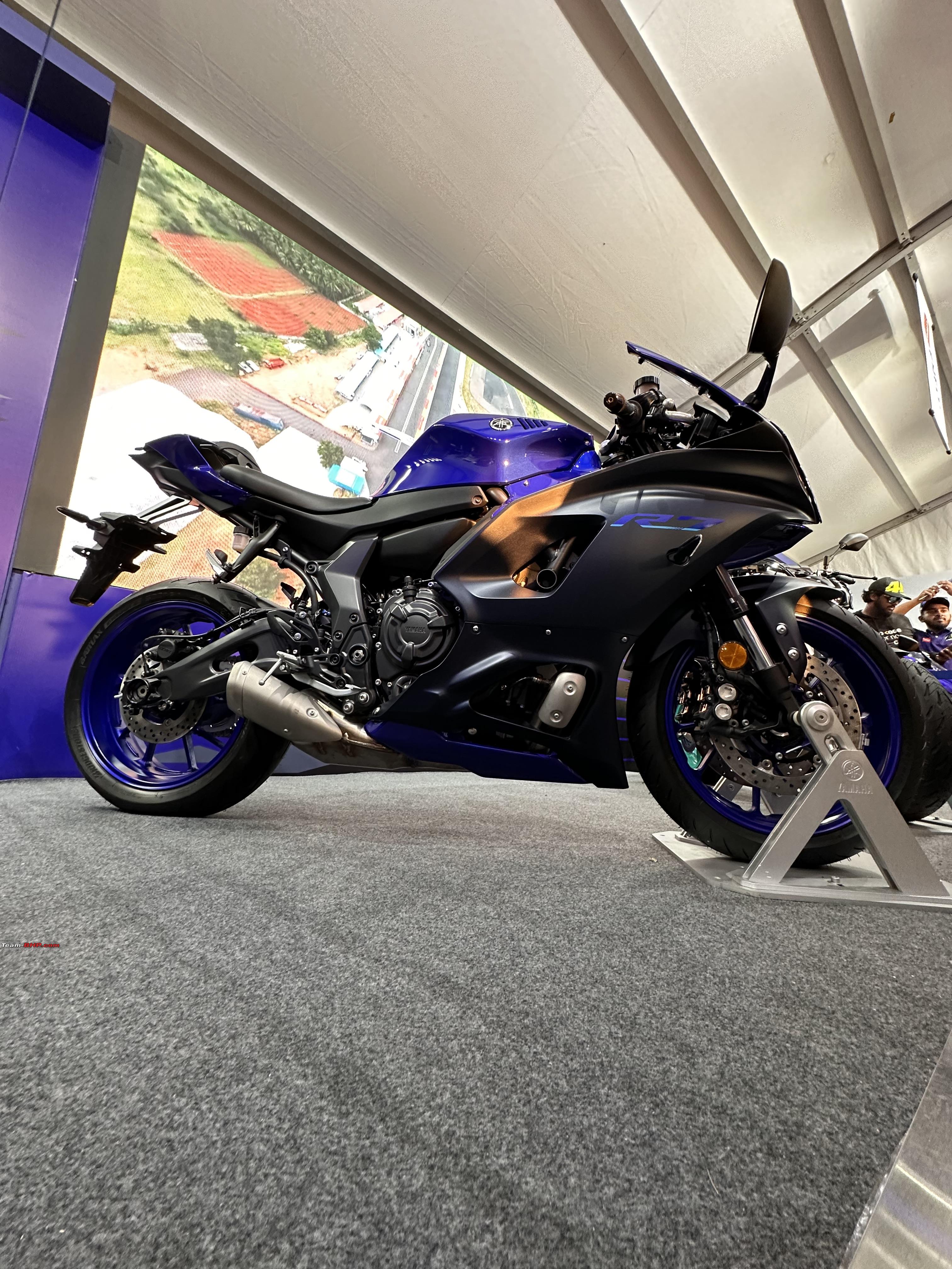 Yamaha R7 vs MT-07: Which Should You Buy? 