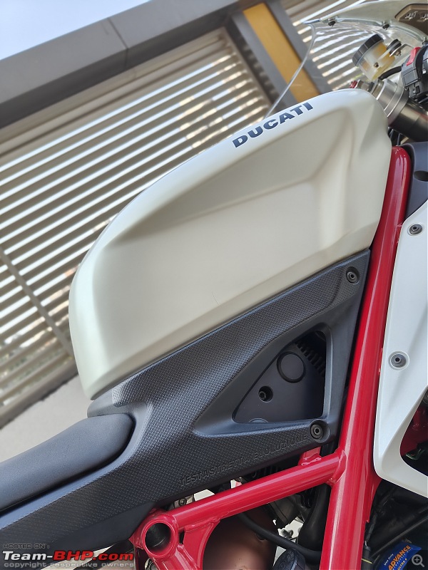 Ducati 848 EVO Corse Review | Story of Bianca-img20231104151723.jpg