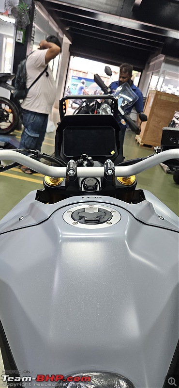 Suzuki V-Strom 800DE, now launched at Rs.10.30 lakh-view-cockpit.jpg