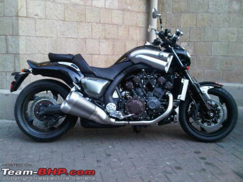 Superbikes spotted in India-yamaha-vmax.jpg