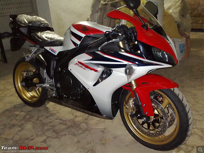 New colour scheme for CBR 954-28042008001.jpg