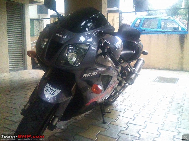 Superbikes spotted in India-62774_1316606409.jpg