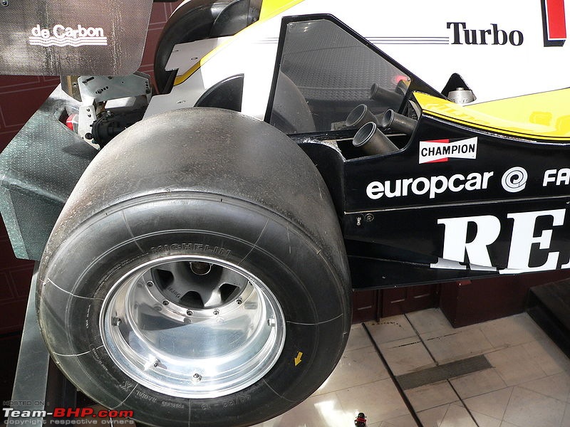 Are Bald Tyres grippier than New Tyres in the dry?-800pxalain_prost_f1_re40_p1040464.jpg