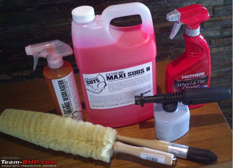A superb Car cleaning, polishing & detailing guide-maxi_suds_degreaser.jpg
