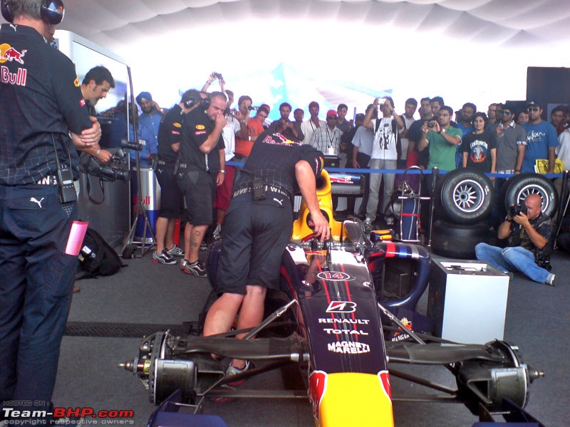 Pics & Video : Red Bull Formula 1 Car Assembly & Engine Fire-up in Mumbai-dsc00602.jpg