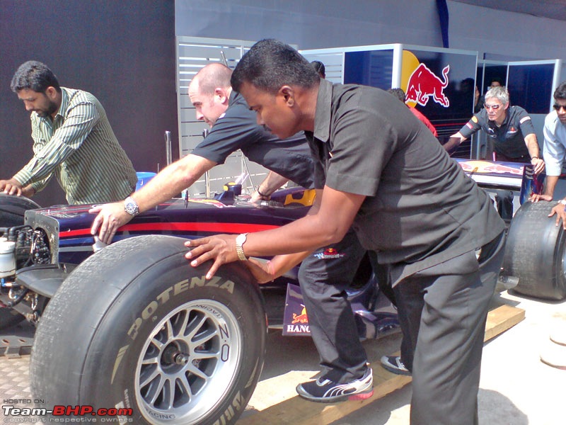 Pics & Video : Red Bull Formula 1 Car Assembly & Engine Fire-up in Mumbai-dsc00611.jpg
