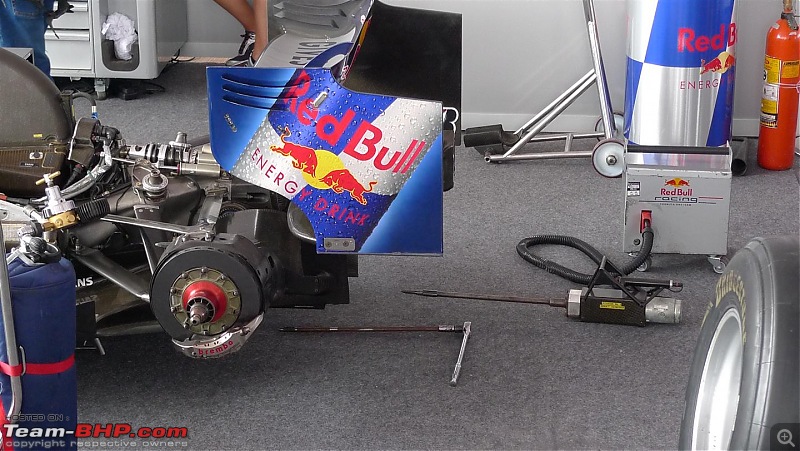 Pics & Video : Red Bull Formula 1 Car Assembly & Engine Fire-up in Mumbai-p1000884.jpg