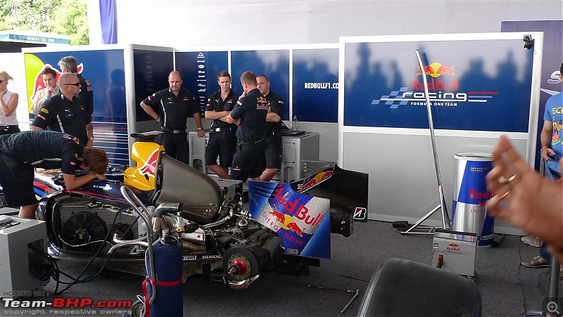 Pics & Video : Red Bull Formula 1 Car Assembly & Engine Fire-up in Mumbai-p1000873.jpg