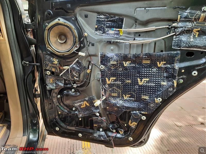 Mahindra XUV500 niggles & solutions-rear-door-2.jpg