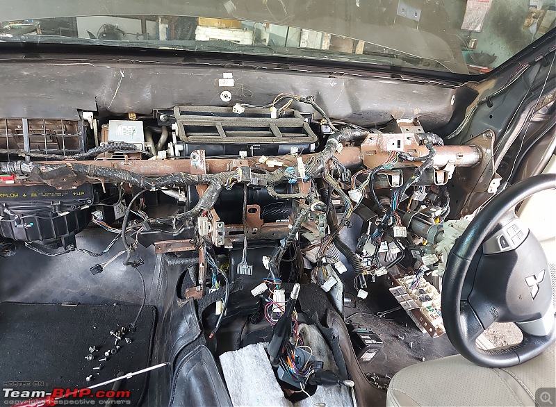 Mitsubishi Pajero Sport | Diagnosing an Ultra-Low Leak in the Aircon System-pajerosport_dashbeam_fitmentwip2.jpg
