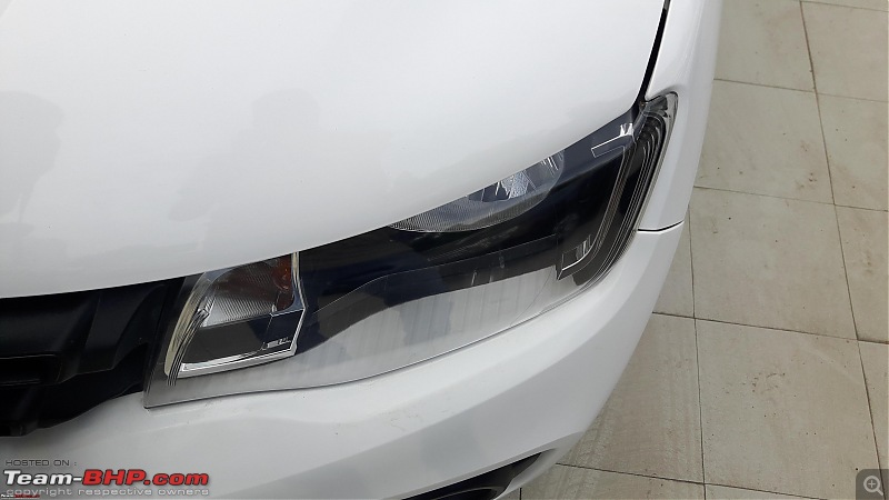 Design defect! Mud & dirt getting deposited behind Renault Kiger tail-lights-20170630_173319.jpg