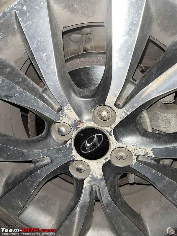 When do brake discs require replacement?-img1158.jpg