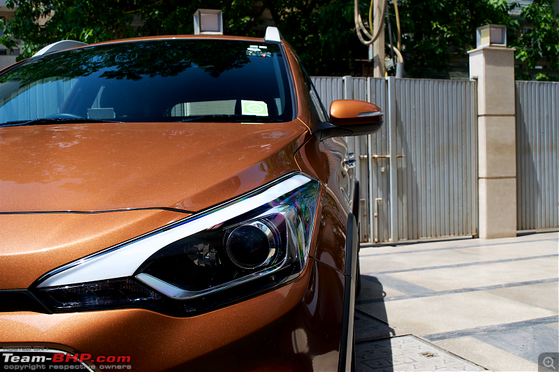 My Earth-Brown Hyundai i20 Active 1.4L CRDi SX-outside4.png