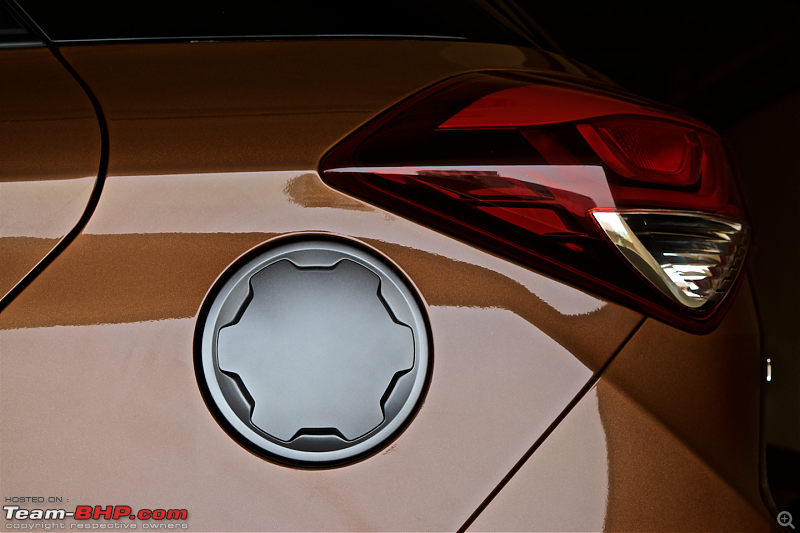 My Earth-Brown Hyundai i20 Active 1.4L CRDi SX-outsideind11.png