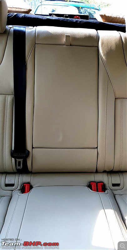 The Beauty AKA The Beast - My Skoda Octavia 1.8 TSi L&K-center-seat-belt.jpg