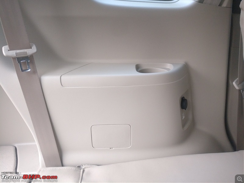 Review: My 2018 Maruti Suzuki Ertiga ZXi AT-62.-3rd-row-armrest-cup-holder-12v-socket.jpg