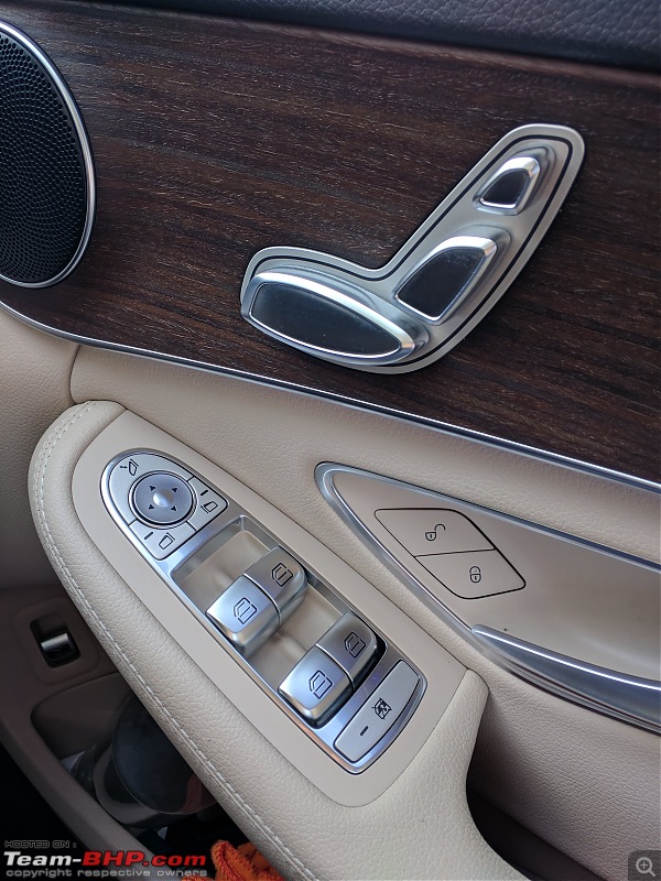 Oh, say can you C? A review of my Dad's Mercedes C-Class (C200 W205)-seat-mirror-window-controls.jpg