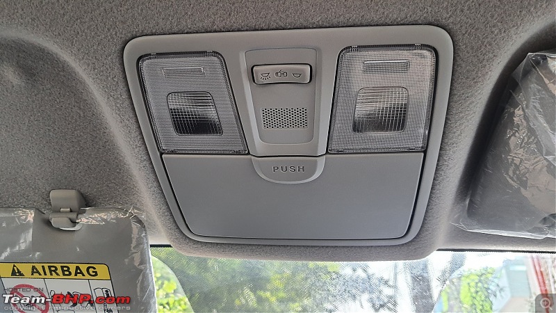 Hyundai i20 Turbo Petrol iMT - Initial ownership report-6-front-cabin-lights.jpg