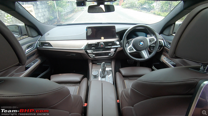 My first car is a BMW 6-Series GT 630d!-interior.png