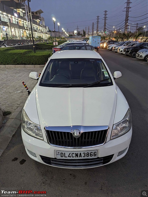 My 1 year ownership of buying an used Skoda Laura in 2024-first_front.jpg