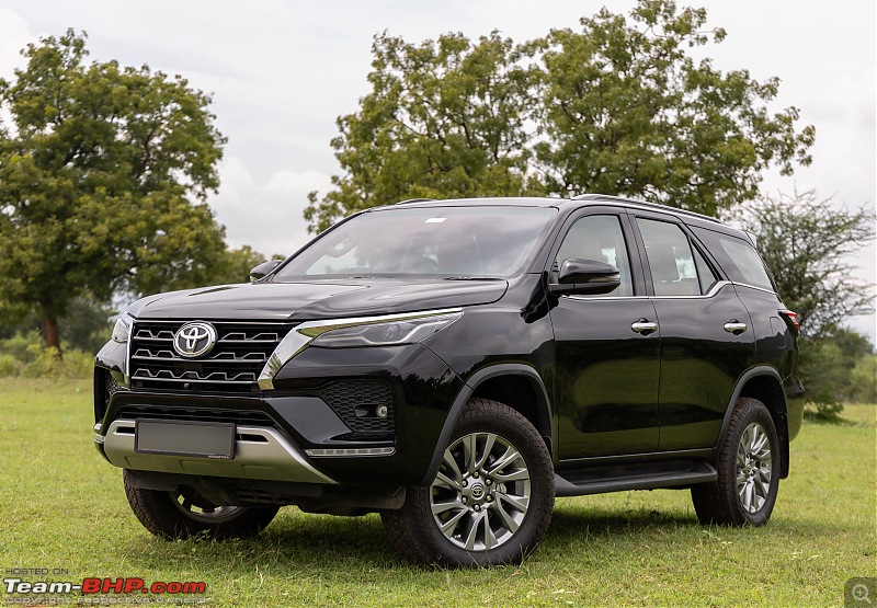 From a Sporty Sedan to a Rugged SUV - Attitude Black Toyota Fortuner 4x4 AT Comes Home-front-34-2.jpg