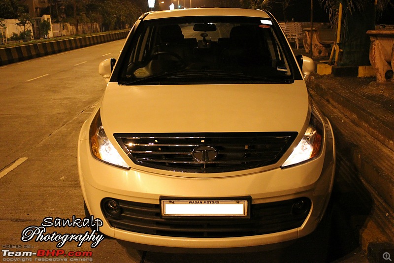 Tata Aria Pride 4x4 : White Exterior with Black Interiors-3.jpg