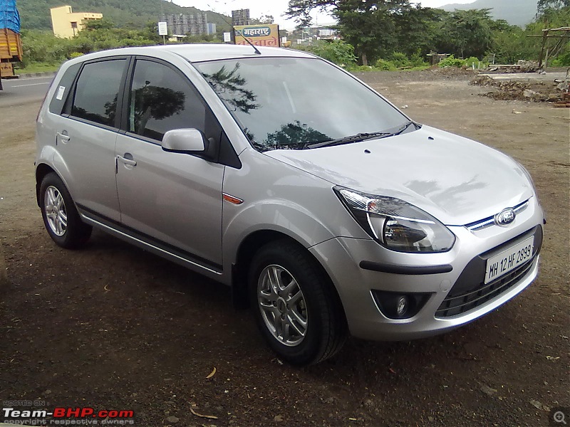 Review: 1st-gen Ford Figo (2010)-18092011231.jpg