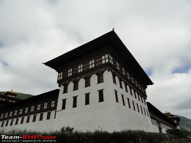 Bhutan : Mountains, Monasteries, Monks and more...-dsc07954-small.jpg