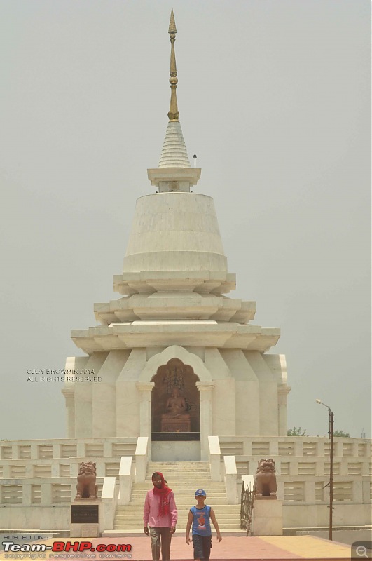 Benaras: The Eternal City-dsc_0044copy.jpg