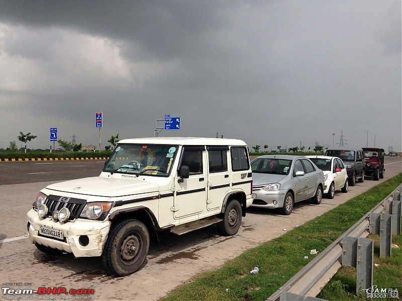 Sailed through the high passes in Hatchbacks, SUVs & a Sedan - Our Ladakh chapter from Kolkata-img_4958.jpg