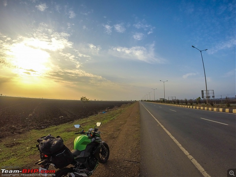 Chennai - Goa on a Kawasaki Z250-gopro-morning-side-view-3.jpg