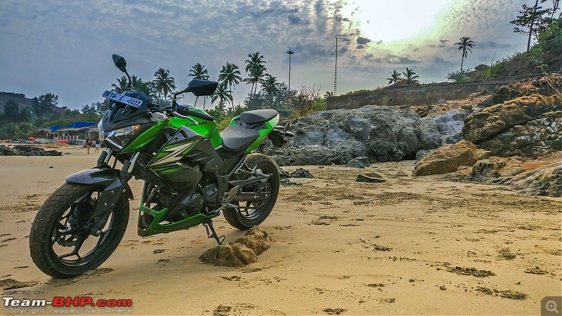 Chennai - Goa on a Kawasaki Z250-vagator-bike-front.jpg