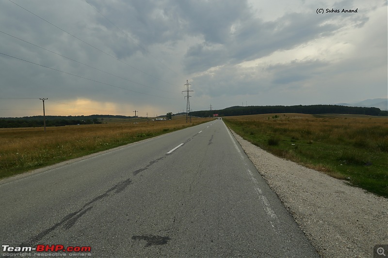 Driving on the best road in the world : Transfăgărășan-drive-novaci-.jpg