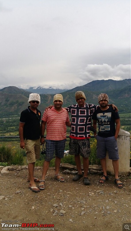 Ladakh: Four Idiots & One XUV500-44.jpg