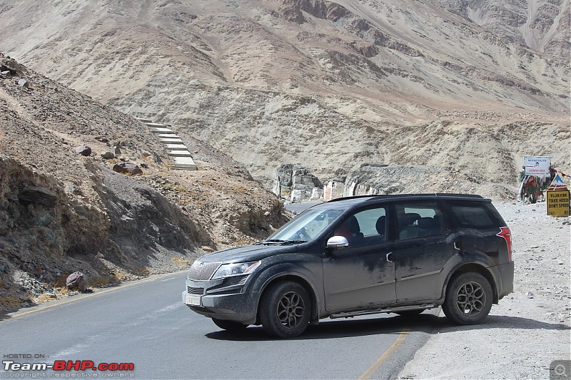 Ladakh: Four Idiots & One XUV500-194.jpg